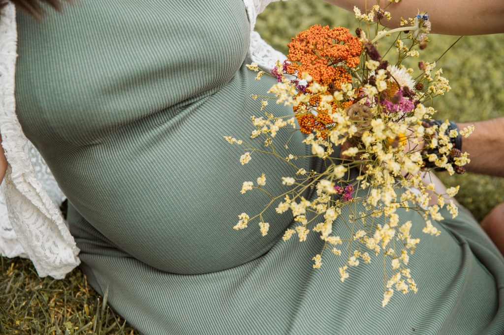 FOTOGRAFIE IN GRAVIDANZA – DOVE L’AMORE&nbsp;CRESCE